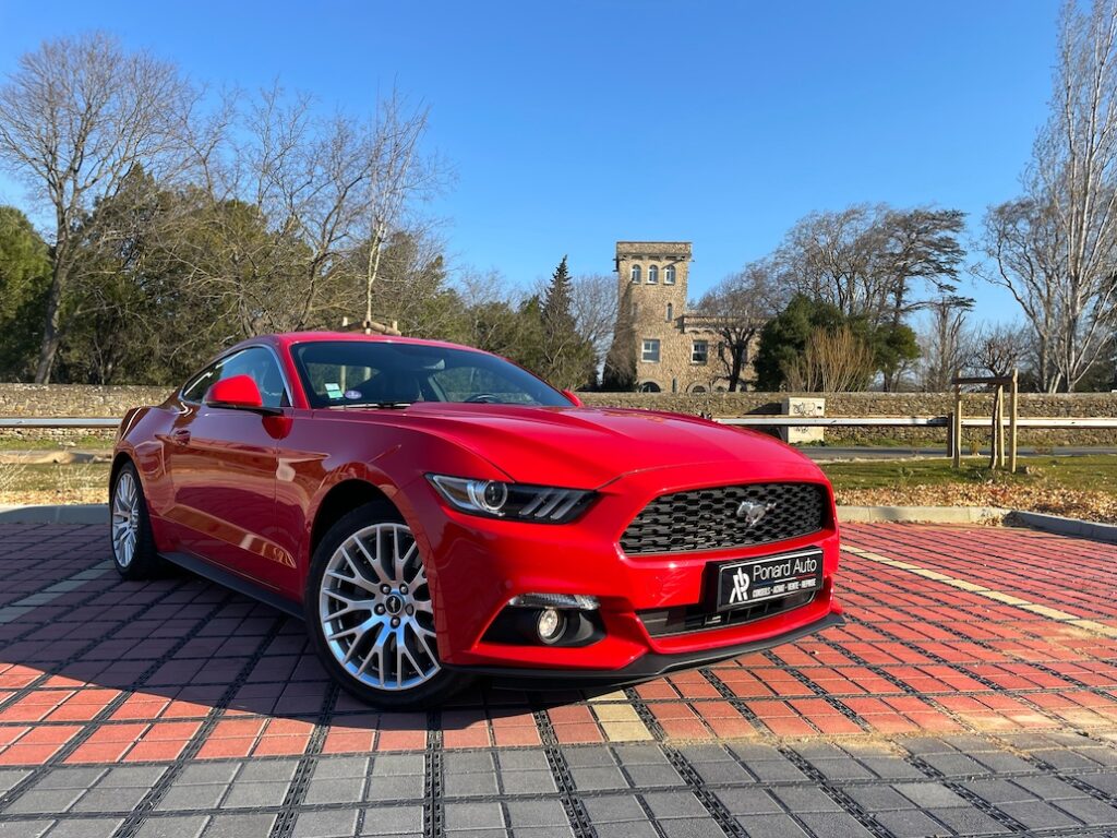 FORD MUSTANG 2016 2.3 ECOBOOST 317 FASTBACK ROUGE