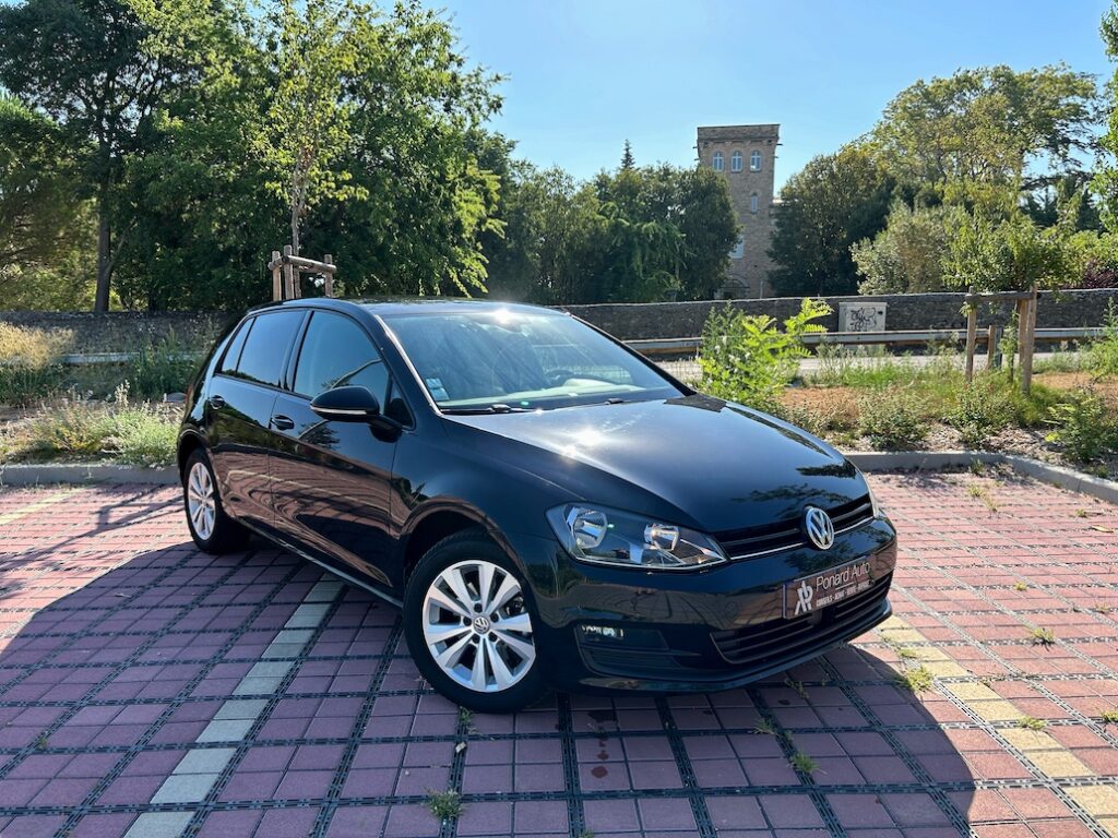 Volkswagen Golf 7 (VII) - 2.0 TDI 150CV DSG6 ConfortLine